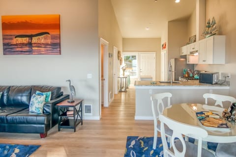 Spacious and bright condo!