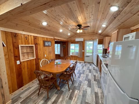 Cabin 4's kitchen/dining area