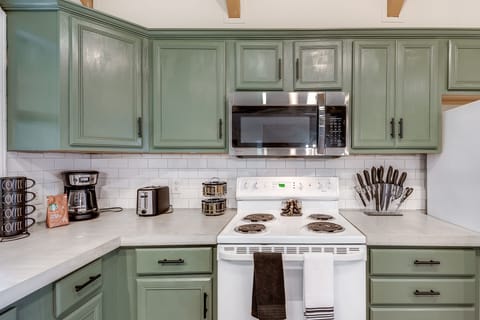 Enjoy a FULLY stocked kitchen.  