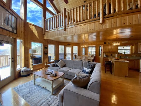 Natural light pours into the open area! 