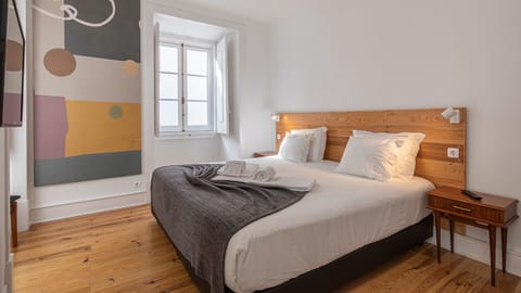 Beautifully decorated bedroom with a double bed, comfortable mattress and soft linen. #comfort #stylish