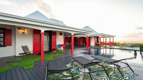 Pool & Terrace