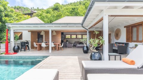 Pool & Terrace