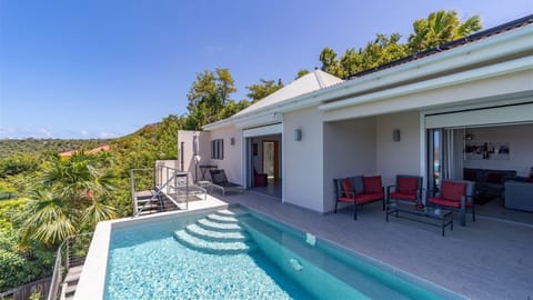 Pool & Terrace