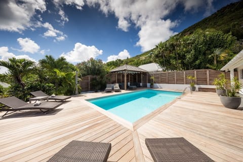 Pool & Terrace