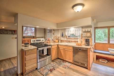 Kitchen | Cooking Basics | Toaster | 1st Floor