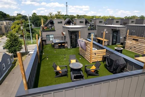 Kickback and enjoy the sun or stars on our sweet rooftop.