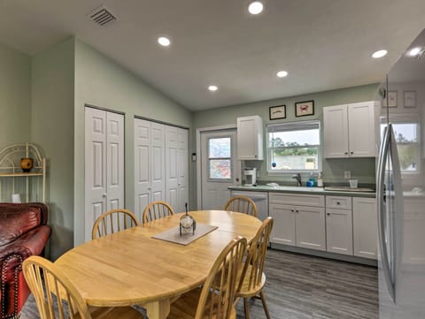 Kitchen | Trash Bags + Paper Towels