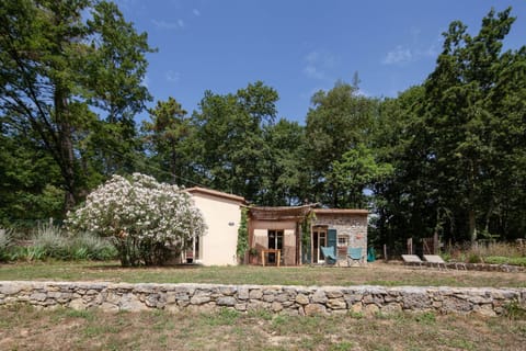 Detached bungalow with fenced garden