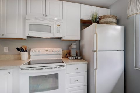 The Kitchen Features While Appliances