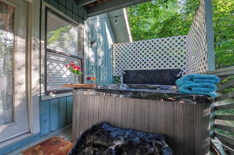 Enjoy privacy while soaking in the hot tub and soaking up the mountain air.