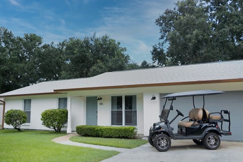 Vacation on Vista comes with free golf cart to take to beach and downtown!