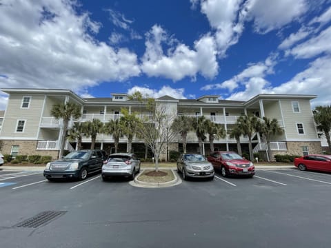 Well maintained and plenty of parking