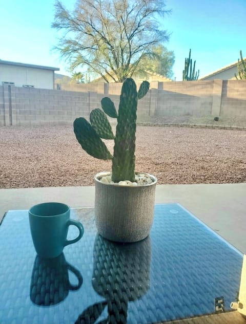 Enjoy coffee in the patio. So peaceful.