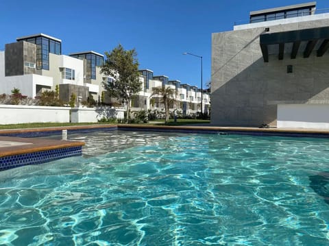 Amaralta swimming pool #1