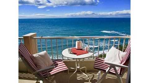 Amazing ocean views in all directions!