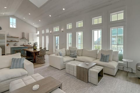 Living Area, 2nd Floor