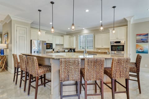 9 Guscio Way / Kitchen