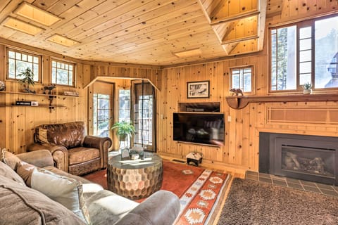 Stateline Vacation Rental | 3BR | 3.5BA | Step-Free Entry | 1,507 Sq Ft