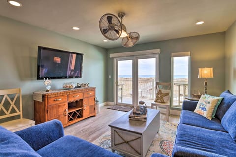 Port Aransas Vacation Rental | 3BR | 3BA | 1,547 Sq Ft | Elevator Access