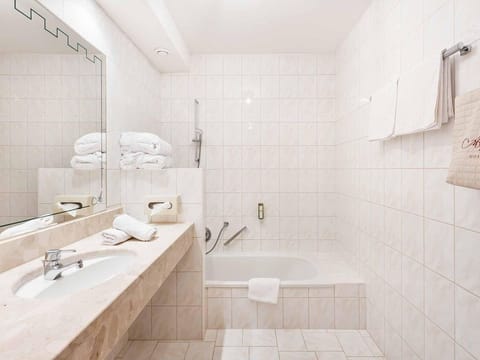 AlpenSchlössl family room - Hotel AlpenSchlössl Apartment in Salzburgerland