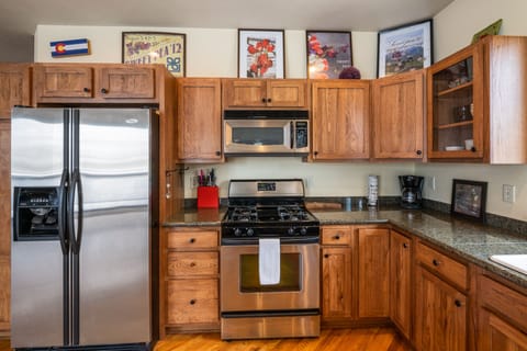 Full kitchen and drip coffee machine.