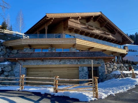 Lions Lodge - apartment/apartment, separate toilet and bath/shower Apartment in Salzburgerland