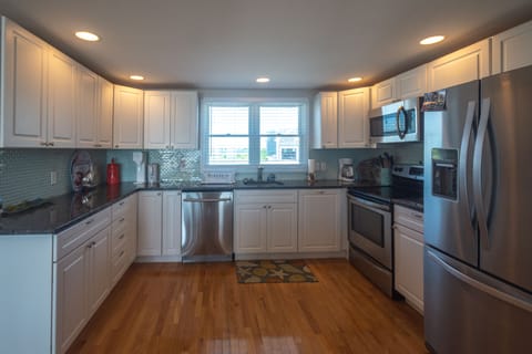 Fully equipped modern kitchen