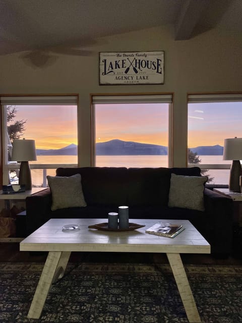 Living room views! 