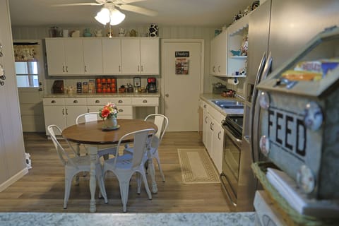 The kitchen has everything you need to prepare a meal