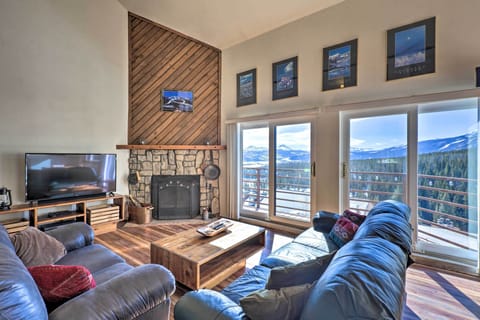 Silverthorne Vacation Rental | 2BR | 2BA | 1,044 Sq Ft | Stairs Required