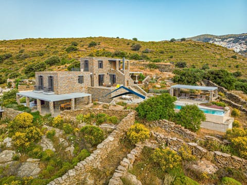 The villa and surrounding area
