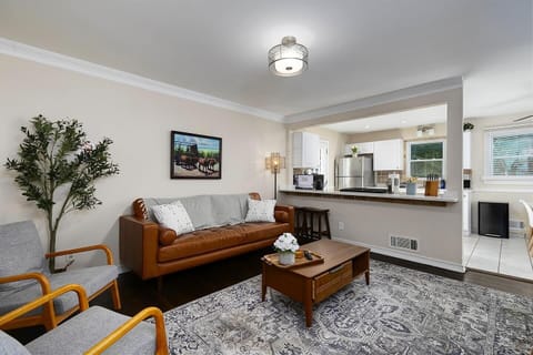 Living Room Facing Kitchen