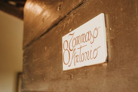 Apartment No. 8 — Tommaso (Borgo Rapale) Perfect for a family or a group of friends