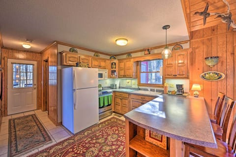 Fully Equipped Kitchen | Cooking Basics | Dishware & Flatware