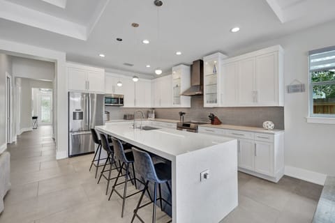 Spacious Island Designed for Cooking & Connection