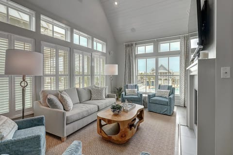 Main Living Room, 2nd Floor