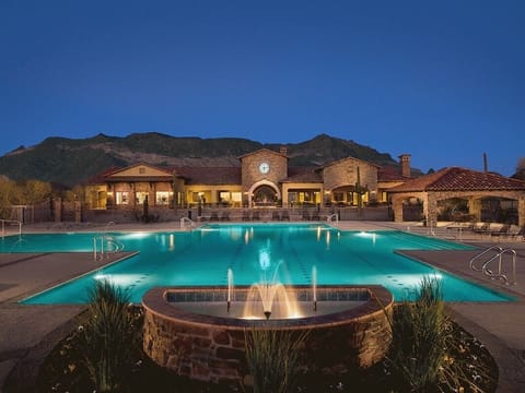 One of the few Las Sendas Communities pools! 