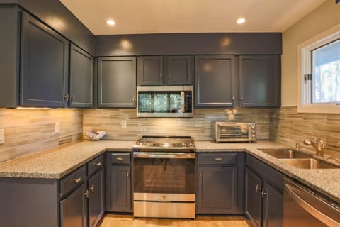 There's plenty of room to prepare your meals in the spacious kitchen.