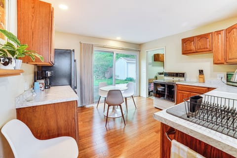 Kitchen | Crockpot | Spices | Cooking Basics | Toaster