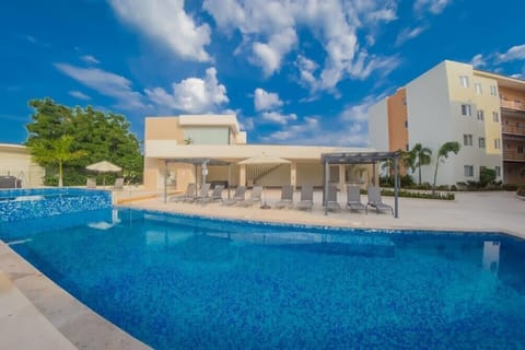 Common Area - Pool
