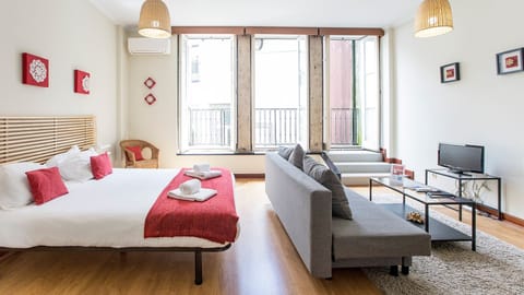 Bright studio and Living area #porto #airbnb