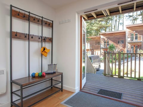 Interior | Trebisken, Porthtowan