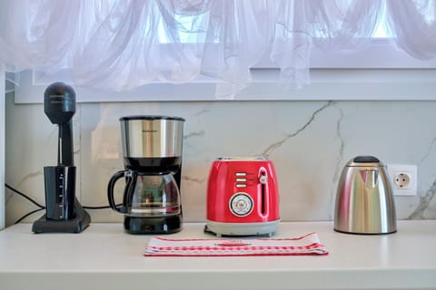 Villa Euphoria Apt 2 Afionas Corfu various devices