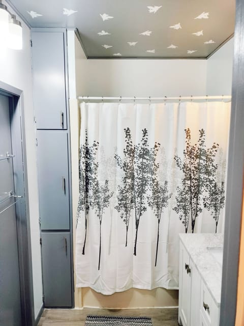 Full Bathroom Main Level