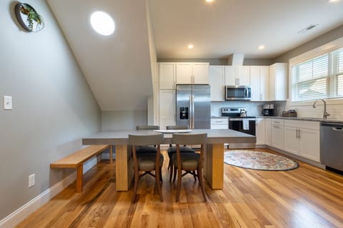 Fully Equipped Kitchen for all your cooking needs