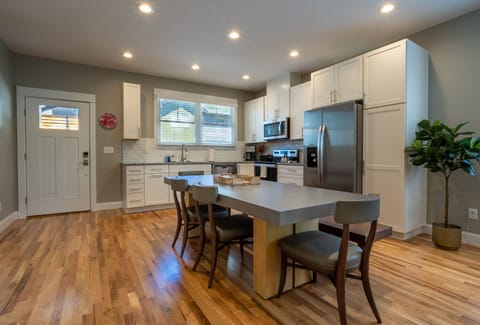Dining Area w/ Table for 8