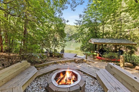 From golden hour to starlight, our lakeside firepit makes every moment memorable