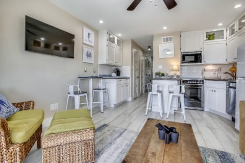 Living Room - Open Layout w/ Kitchen & Dining