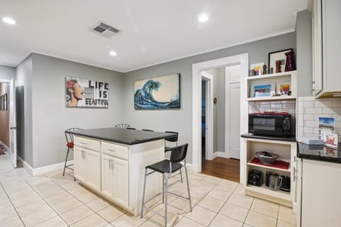 Cooking in Comfort - Keep cool under a circulating ceiling fan as you prepare a hearty meal for your friends and family.